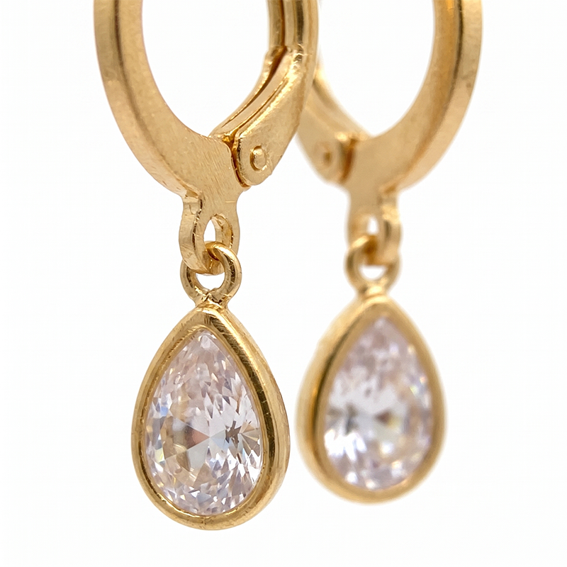 Brinco argola com zircônia e pingente gota ouro 18k Brinco argola com zircônia e pingente gota banho ouro 18k hipoalergênico Sejabelle Semijoias