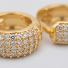 Brinco argola com zircônias banho ouro 18k hipoalergênico