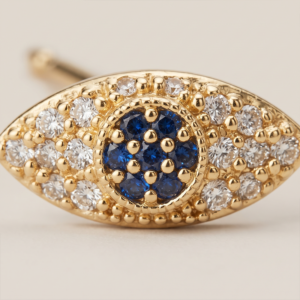 Brinco olho com zircônias azul e transparente banho ouro 18k hipoalergênico