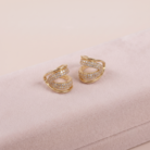 Brinco com zircônias e pino estilo argola banho ouro 18k semijoia hipoalergênica