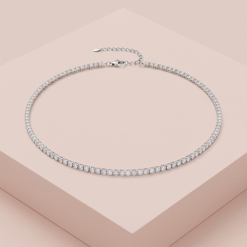Colar Choker com Zircônias Banho Ródio Colar choker com zircônias banho ródio hipoalergênico para mulheres
