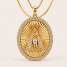 Colar medalha Nossa Senhora Aparecida com zircônias transparentes banho ouro 18k, hipoalergênico.