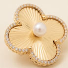 Broche trevo com pérola e zircônias banho ouro 18k hipoalergênico