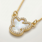 Colar Divino Espírito Santo em madrepérola com zircônias banho ouro 18k hipoalergênico Sejabelle Semijoias