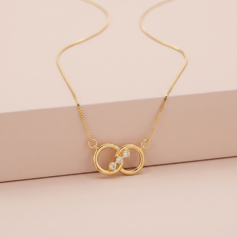 Colar Infinito com Zircônias Ouro 18k Colar infinito com zircônias banho ouro 18k hipoalergênico para mulheres
