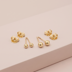Brinco esfera lisa duplo tamanho P banho ouro 18k hipoalergênico